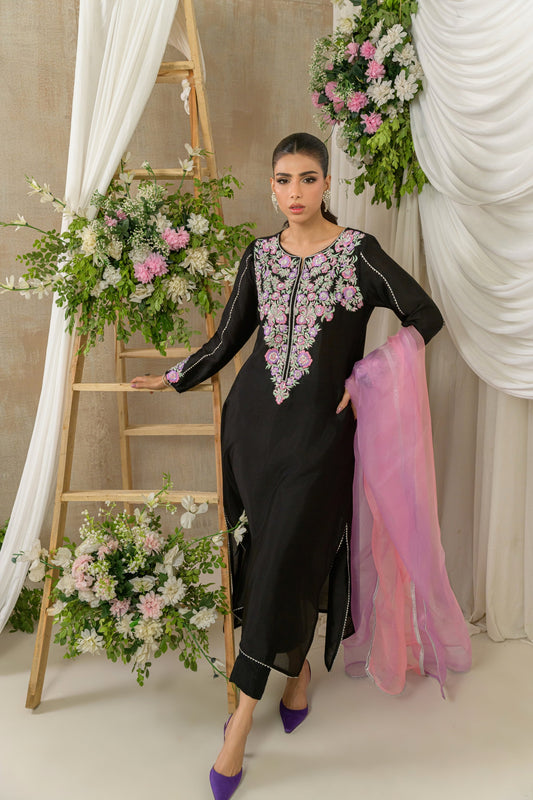 Midnight Petals - black floral embroidered outfit with pink dupatta by Alishba Kashif