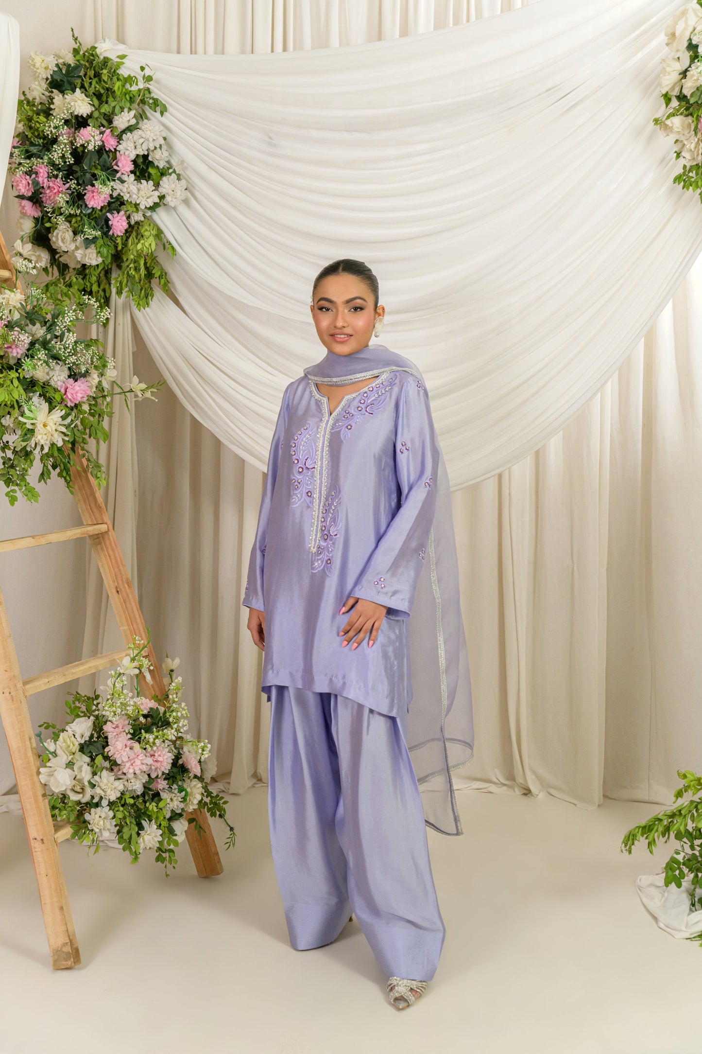 Sahar - lavender sheesha silk kurta with farshi shalwar and resham pearl embroidery by Alishba Kashif