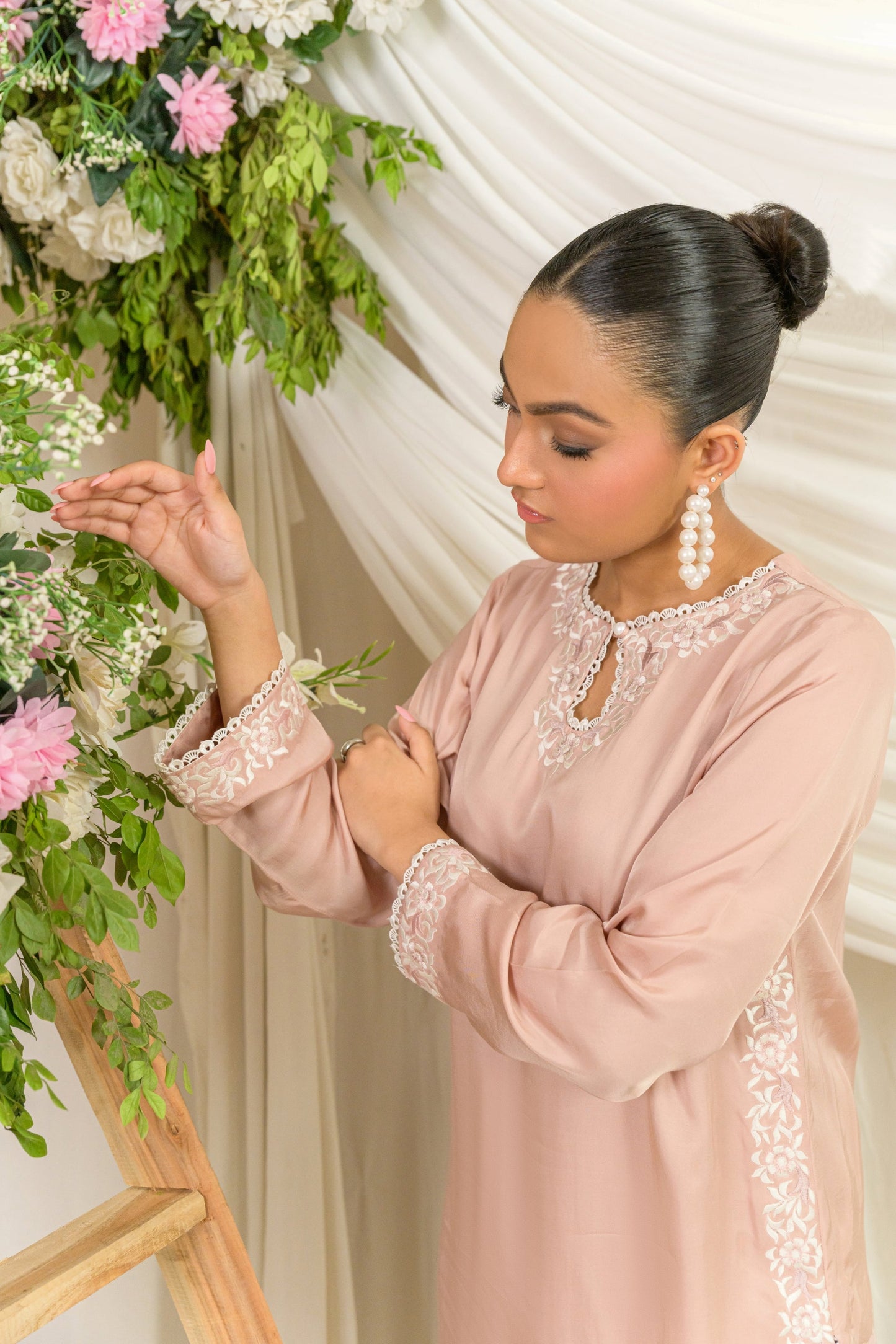 Belle - blush matte silk suit close up by Alishba Kashif